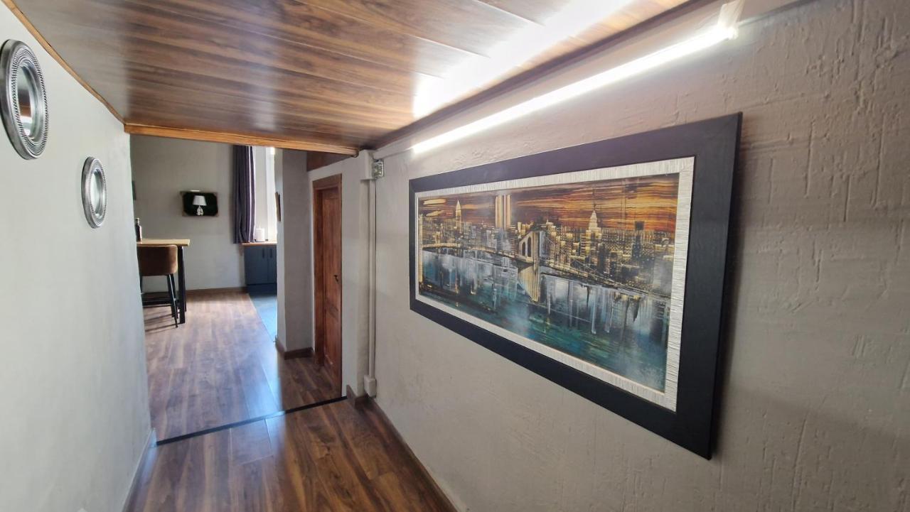 Loft La Catedral De Casa Botes Apartment Cuenca  Bagian luar foto